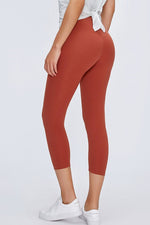 Load image into Gallery viewer, Slim Hip Cropped Leggings
