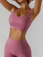 Load image into Gallery viewer, Breathable Scoop Neck Seam Detail Sports Bra
