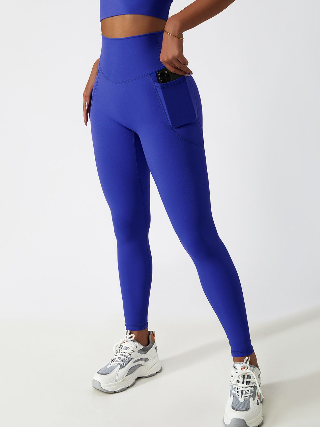 Breathable Sports Leggings with Pockets